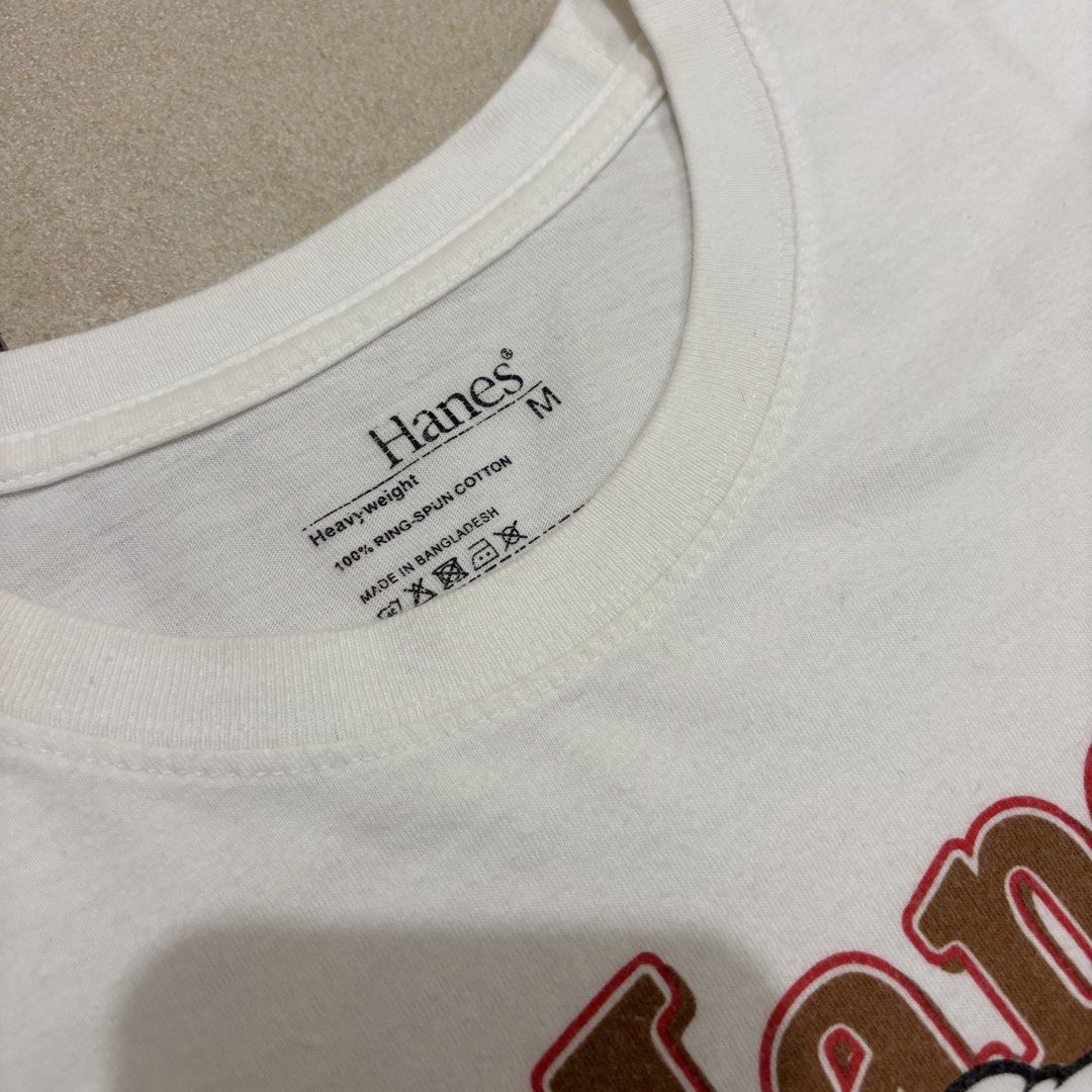 Hanes Popeye Graphic T-Shirt (Category: Tshirts & Polo Shirts ) located in Quezon City. Submitted by grailph (Listing ID 1444972950, Image 3). Description: - White Hanes T-Shirt - Size: Medium - Dimensions 19.5”x27.5” - Features Popeye graphic print and Hanes logo - Material: Heavyweight, 100% ring-spun cotton - Comfortable and durable - Ideal for Popeye fans.