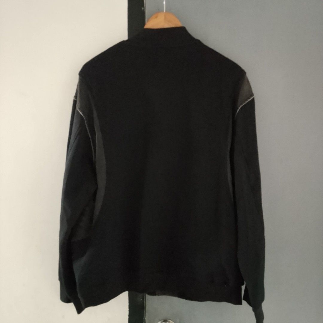 Harrison wong crepe denim & cotton jacket (Category: Coats, Jackets and Outerwear) located in Cavite. Submitted by blasterr21 (Listing ID 1444941233, Image 2). Description: harrison wong creep denim jacket fits size large-xlarge (24x28) very good condition like new, no flaws authentic.