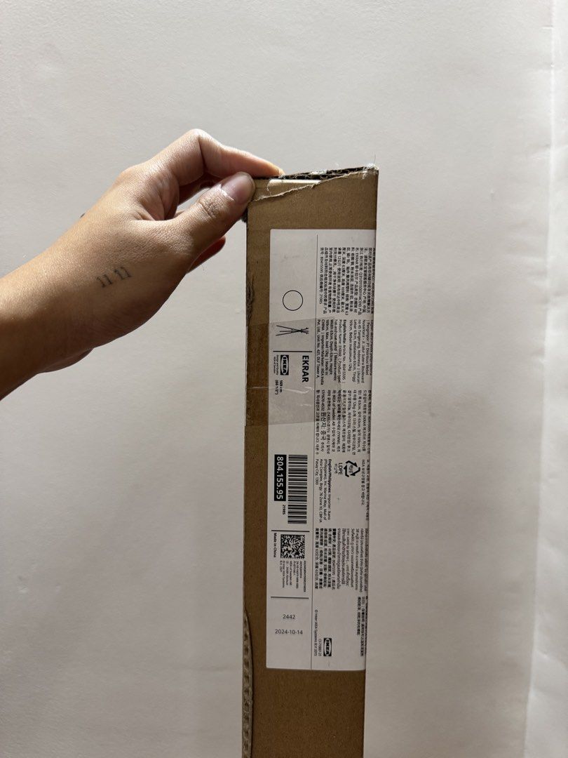Hat, Coat and Bag Stand (Brand New) (Category: Hooks & Hangers) located in San Fernando. Submitted by declutterwithemma (Listing ID 1444920199, Image 2). Description: Sealed in its original box RFS: impulse buy.