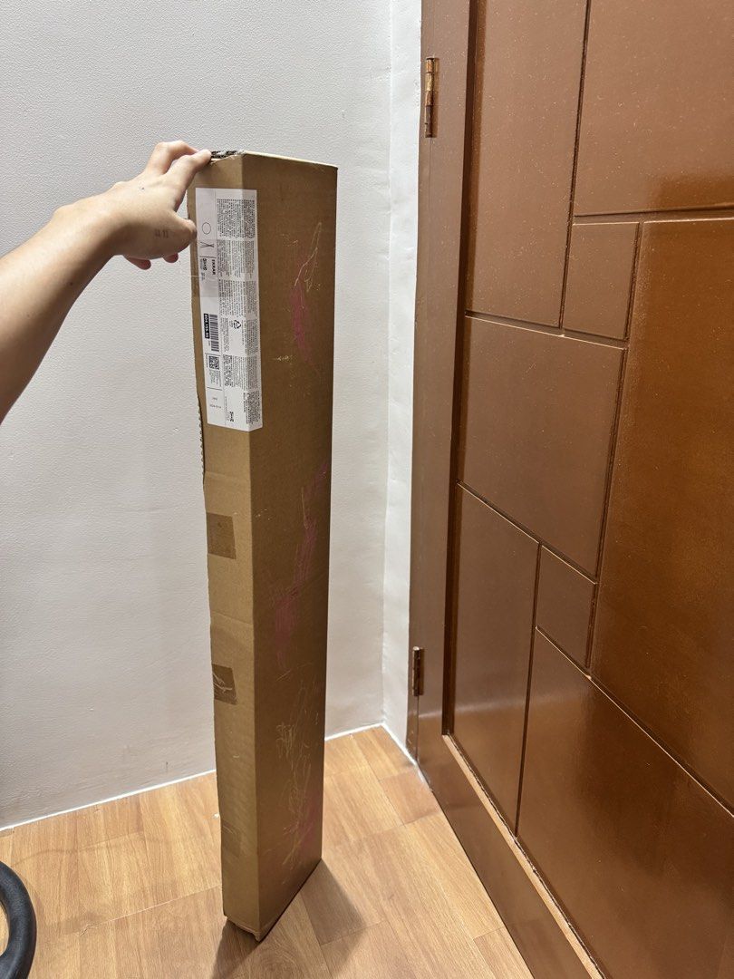 Hat, Coat and Bag Stand (Brand New) (Category: Hooks & Hangers) located in San Fernando. Submitted by declutterwithemma (Listing ID 1444920199, Image 3). Description: Sealed in its original box RFS: impulse buy.