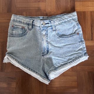(Category: ) located in . Submitted by choolora (Listing ID 1444927747, Image 1). Description: .