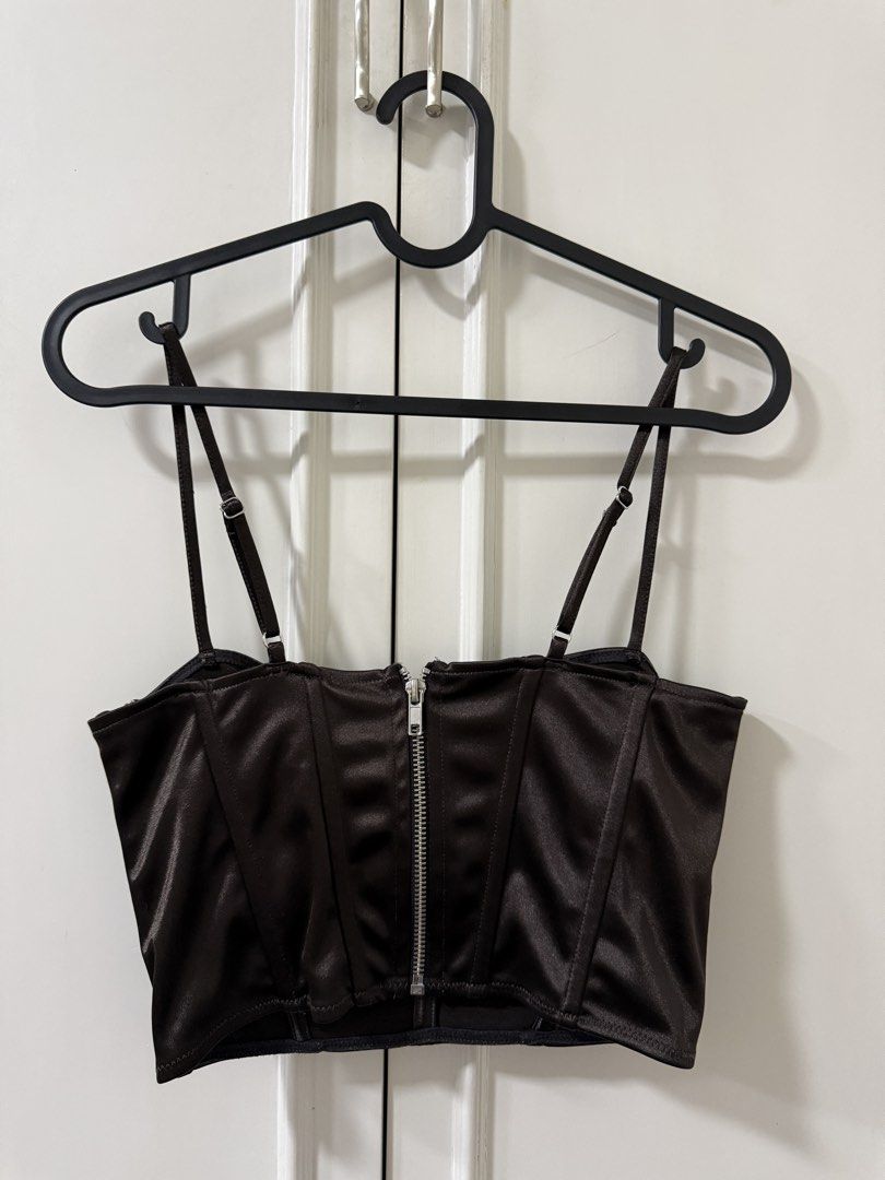 H&M Divided Brown Satin Corset Top (Category: Sleeveless) located in Manila. Submitted by arysellstuff (Listing ID 1445007760, Image 3). Description: - Black satin corset top - Brand: H&M Divided - Features adjustable straps - Zip-up back closure - Perfect for dressing up or down (pair with jeans or skirt) - best fit small to medium .