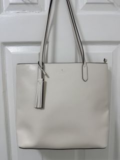 (Category: ) located in . Submitted by rdgpreloved (Listing ID 1444947885, Image 1). Description: .