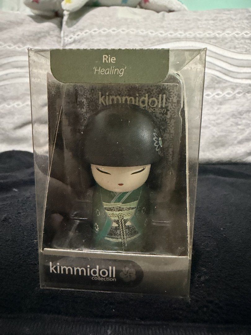 Kimmidoll Collection Dolls - Ako, Rie, Kanako, Hitomi (Category: Designer & Blind Box Toys) located in Mandaluyong City. Submitted by iamtinkerbell (Listing ID 1444976310, Image 2). Description: Kimmidoll collectible dolls @ 550 each Get the entire set at Php2,000.00 - Includes: Ako 'Charming', Rie 'Healing', Kanako 'Flamboyant', Hitomi 'Caring' - Each doll comes in its original packaging - Ideal for collectors or as a unique gift - Expresses lif