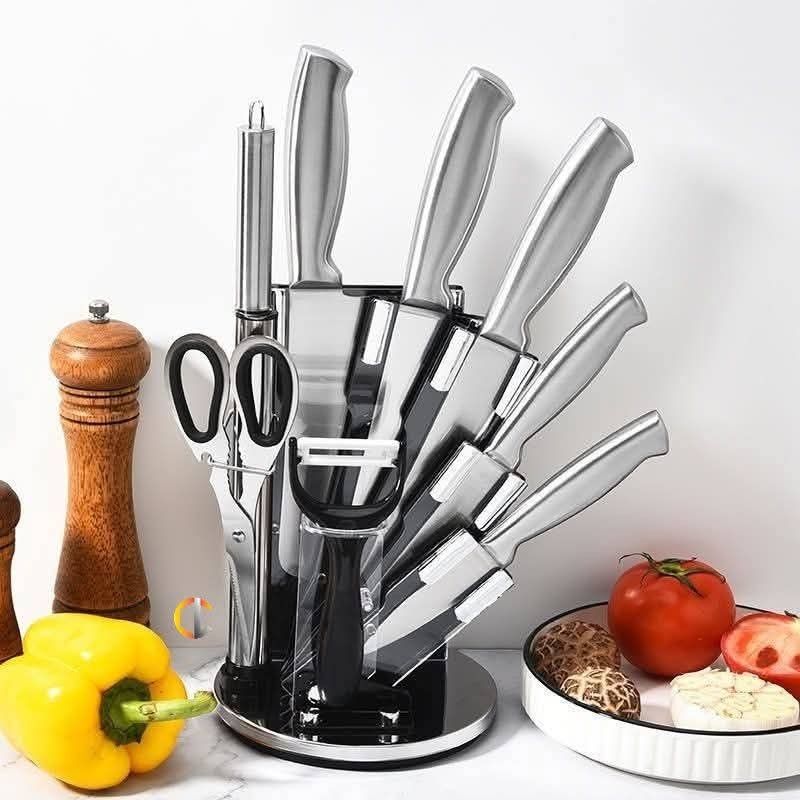 Knife set good quality (Category: Knives & Chopping Boards) located in Manila. Submitted by lyfrancois14 (Listing ID 1444936635, Image 2). Description: .