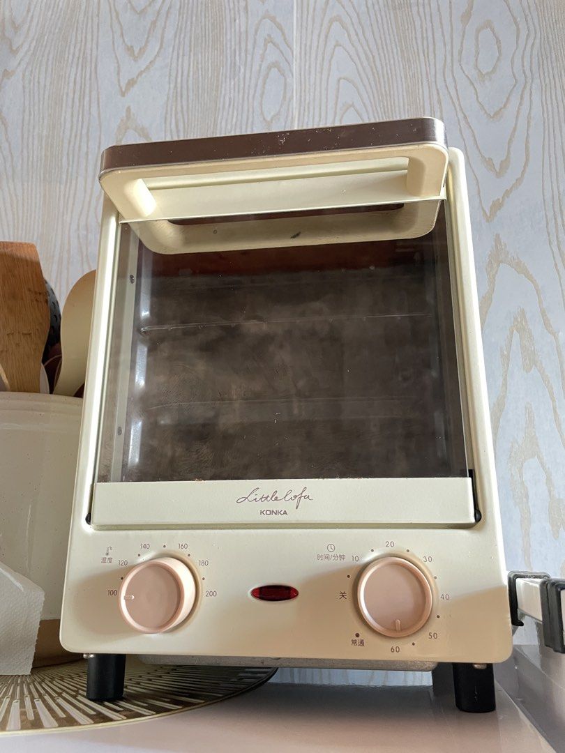 Konka Little Chef Toaster Oven (Category: Ovens & Toasters) located in Manila. Submitted by prelovebyanj (Listing ID 1444921231, Image 1). Description: Selling my pre-loved Konka Little Loft Mini Oven. -Used once -Normal signs of usage due to storage and usage -Adjustable temperature control -Built-in timer -Good working condition RFS: Decluttering / No longer using..