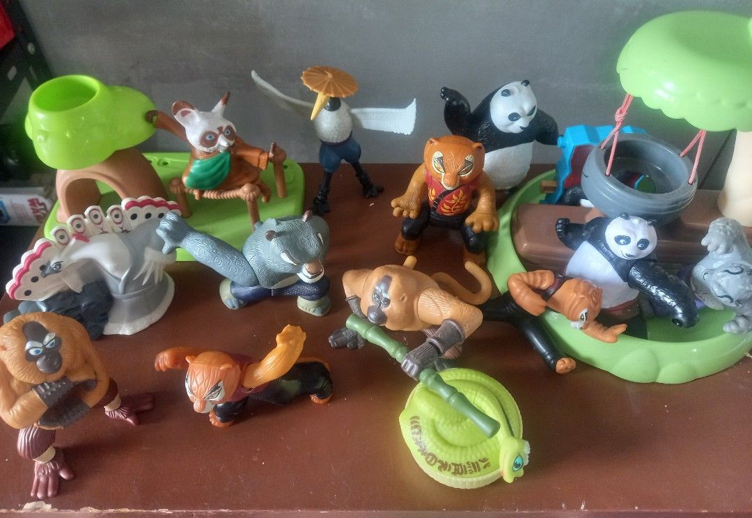 Kung Fu Panda set (Category: Figurines & Statues) located in Las Pinas. Submitted by EkonomikaPH (Listing ID 1444899984, Image 1). Description: retail price in the photos WYSIWYG.