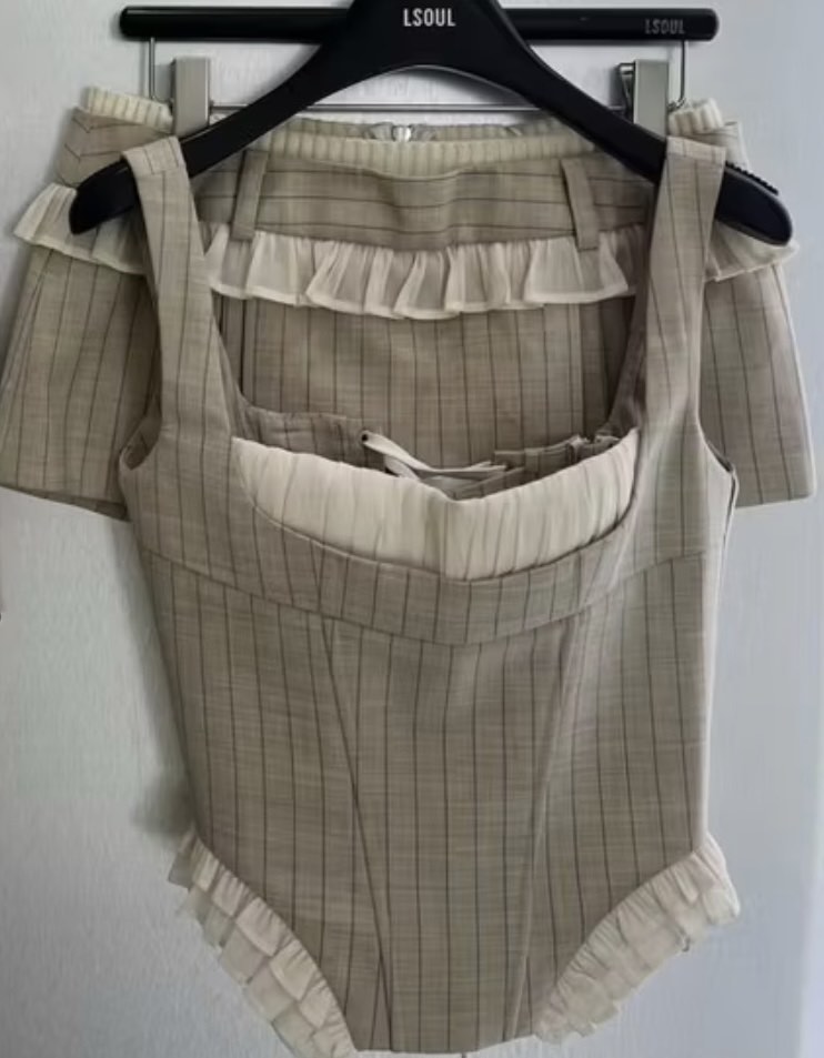 L Soul Moni Set Coordinates Top and Skirt, Women's Fashion, Dresses ...