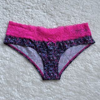 (Category: ) located in . Submitted by vanillabeansz (Listing ID 1444891220, Image 1). Description: .
