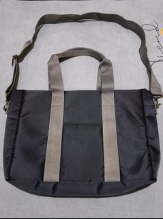 (Category: ) located in . Submitted by OneStop_ThriftShop_Mo (Listing ID 1445006001, Image 1). Description: .