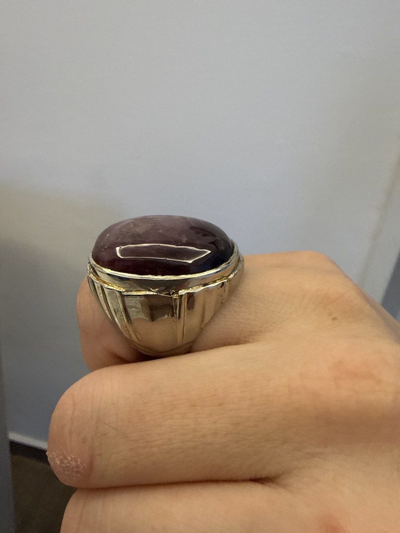 Large Ruby Silver Ring (Category: Jewelry) located in Singapore. Submitted by zanielmeow95 (Listing ID 1444861086, Image 2). Description: 3 cm length Ruby 10 Ring size Pick up at Pasir Ris Blk .