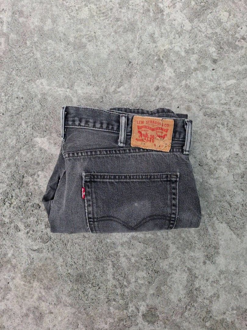 LEVI'S 505 BLACK WASH DENIM (Category: Jeans) located in Quezon City. Submitted by kentstuff (Listing ID 1444991751, Image 1). Description: LEVI'S 505 BLACK WASH DENIM Waist: 38 Length: 38 Leg opening: 9 Condition: Excellent CR: 8/10 Issue: Paint stain / Heel drag DISCLAIMER: This is a thrifted item. All brands, logos, and trademarks belong to their rightful owners. We’re here to rehome great pieces — no brand affiliation intended.