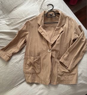 (Category: ) located in . Submitted by yan1668 (Listing ID 1444974907, Image 1). Description: .