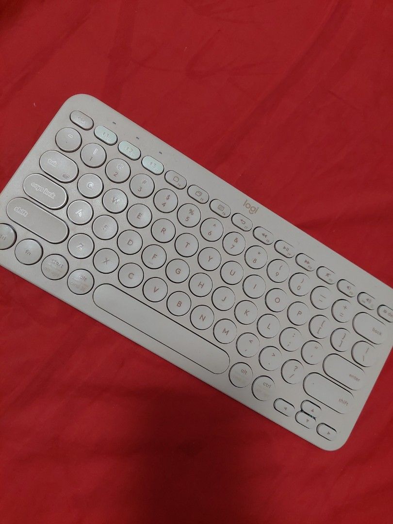 Logitech K380 Multi-Device Bluetooth Keyboard487685652229007360