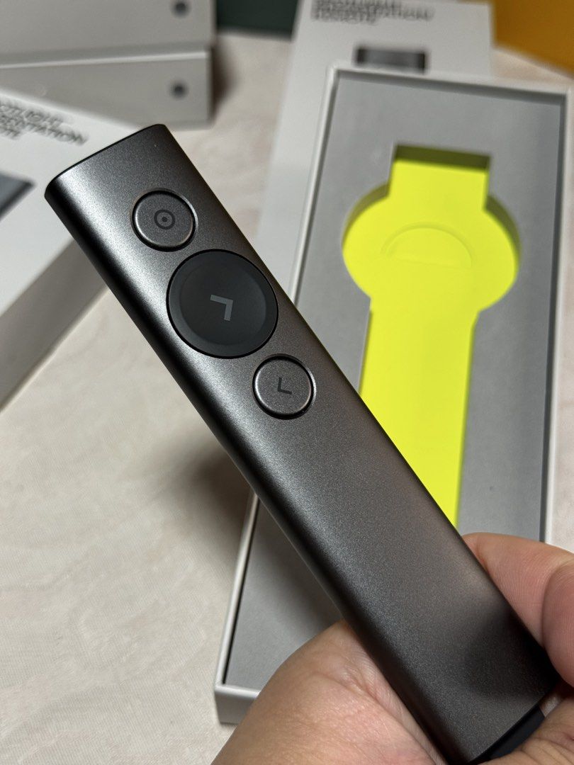 Logitech Spotlight Presentation Remote487563432413122561