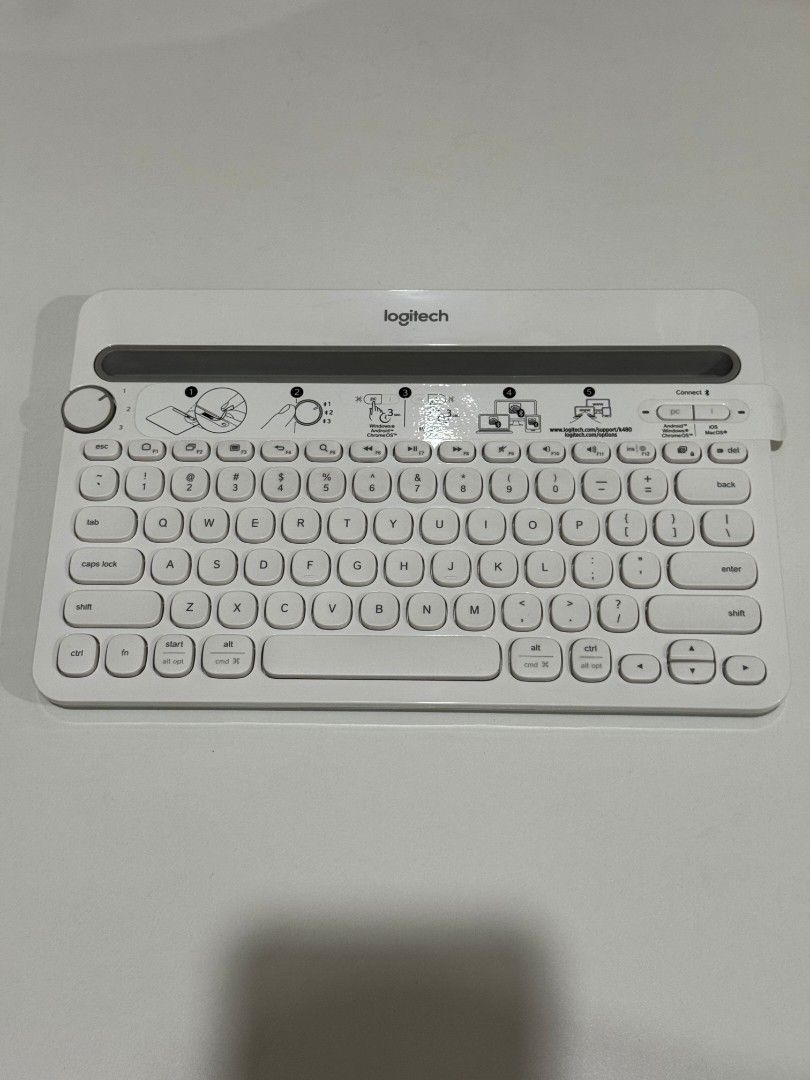 Logitech Wireless Keyboard K480 (Category: Computer Keyboard) located in Manila. Submitted by golden.gold (Listing ID 1445005037, Image 2). Description: Logitech K480 - Multi-Device Bluetooth Keyboard ✅ 1,299 PHP ✅ Connects up to 3 devices (phone/tablet/laptop) ✅ Barely used. All keys are working. Clean and well-kept ✅ Built-in slot for phone/tablet stand ✅ LxWxH: 8.1 x 11.8 x 0.8 in ✅ Weight: 820g 📦 RFS: Not used anymore / decluttering 📍 Locat
