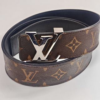 (Category: ) located in . Submitted by anotherwatchstore (Listing ID 1444970843, Image 1). Description: .
