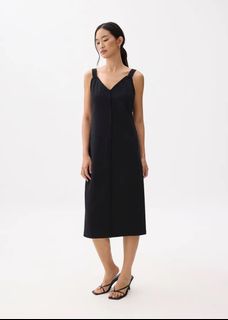 (Category: ) located in . Submitted by shopvoguex (Listing ID 1444948312, Image 1). Description: .