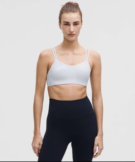 (Category: ) located in . Submitted by Sportywear (Listing ID 1445007669, Image 1). Description: .