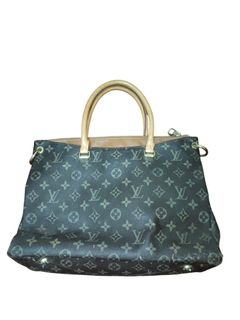 (Category: ) located in . Submitted by underratedclothing (Listing ID 1445000645, Image 1). Description: .