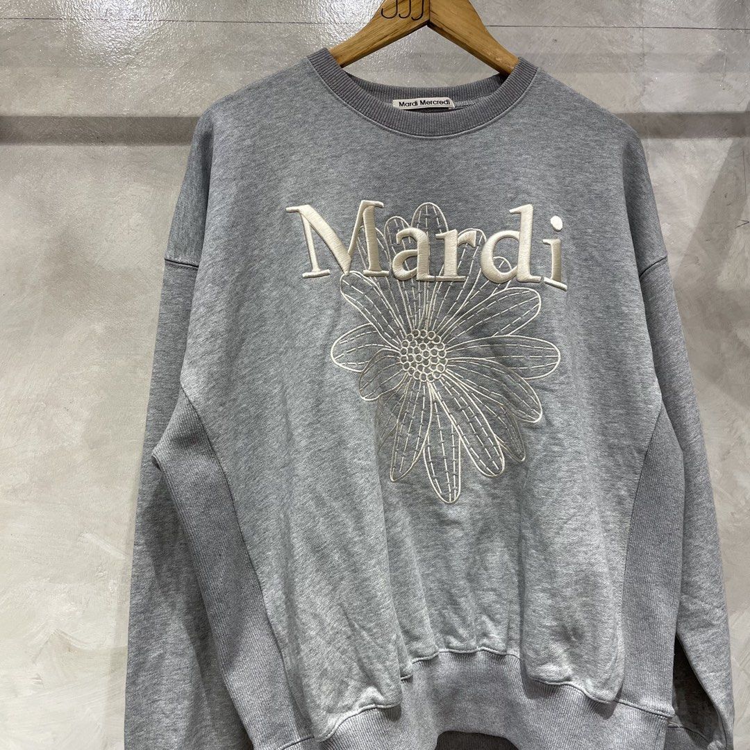 Mardi Mercredi Sweatshirt Flowermardi Needlework (Category: Coats, Jackets and Outerwear) located in Manila. Submitted by walter_wt (Listing ID 1444988843, Image 3). Description: Mardi Mercredi Sweatshirt Flowermardi Needlework Size- Medium to Large Dimension- Length- 26 Width- 25 Sleeve length- 22 No issue .