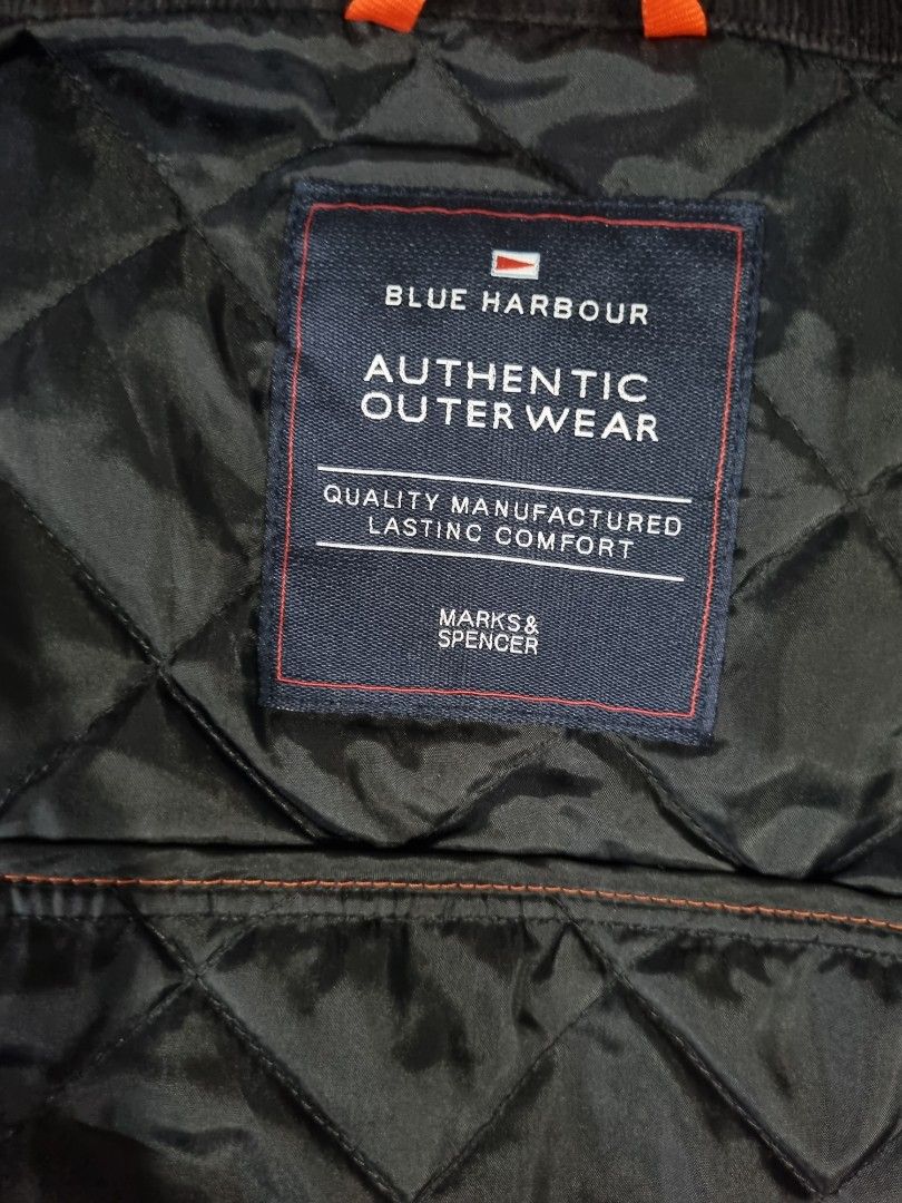Marks and Spencer Quilted Jacket (Category: Coats, Jackets and Outerwear) located in Makati City. Submitted by amveee (Listing ID 1445041967, Image 3). Description: .