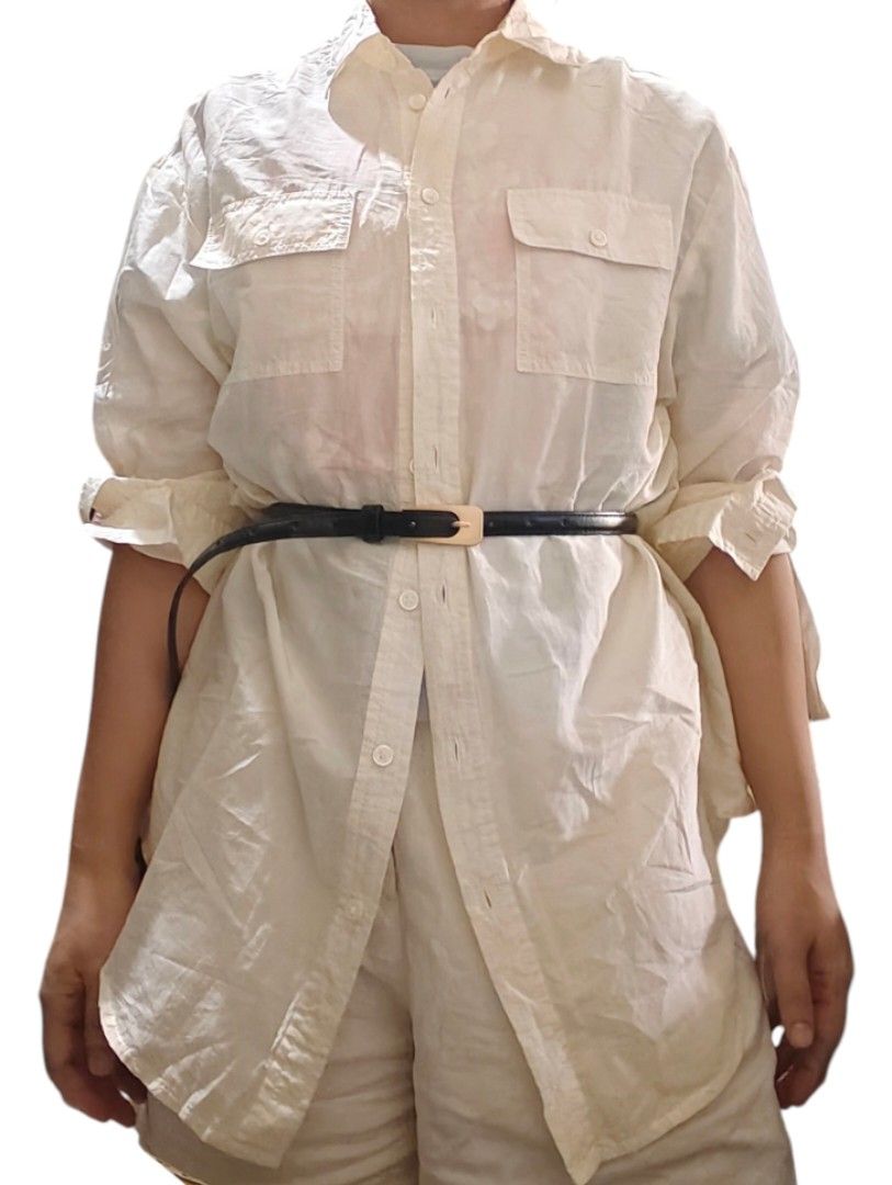 Michael Kors MK Off white Oversized Shirt (Category: Luxury Apparel) located in Munoz. Submitted by harm0nica337 (Listing ID 1444908789, Image 1). Description: - Michael Kors off White oversized shirt - Made with a comfortable linen blend -light weight, slightly see through - Can be styled open or closed for a versatile look - Perfect for achieving a relaxed, chic aesthetic - Easily pairs with shorts or jeans *belt not included MOP: Gcash (Price+