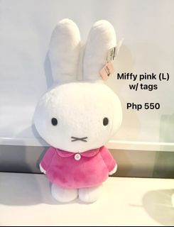 (Category: ) located in . Submitted by closet83 (Listing ID 1444902810, Image 1). Description: .