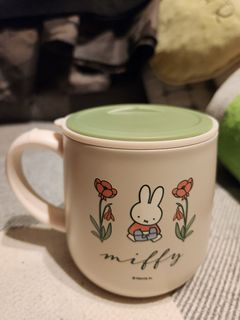 （分類：）位於 。 由 clearinghouse8 提交（商品編號 1444937842，圖片 1）。簡介： 。