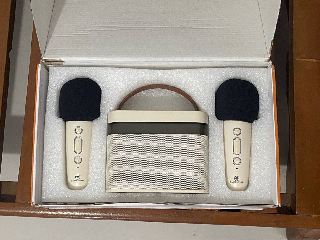 Mini karaoke (Category: Soundbars, Speakers & Amplifiers) located in Antipolo. Submitted by sarisarionlinestore (Listing ID 1444887945, Image 2). Description: .