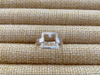(Category: ) located in . Submitted by silvershineph (Listing ID 1444911259, Image 1). Description: .