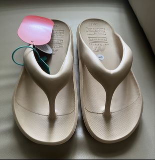 （分類：）位於 。 由 edmondcbr 提交（商品編號 1444901858，圖片 1）。簡介： 。