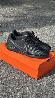(Category: ) located in . Submitted by diveinthrift (Listing ID 1444893596, Image 1). Description: .