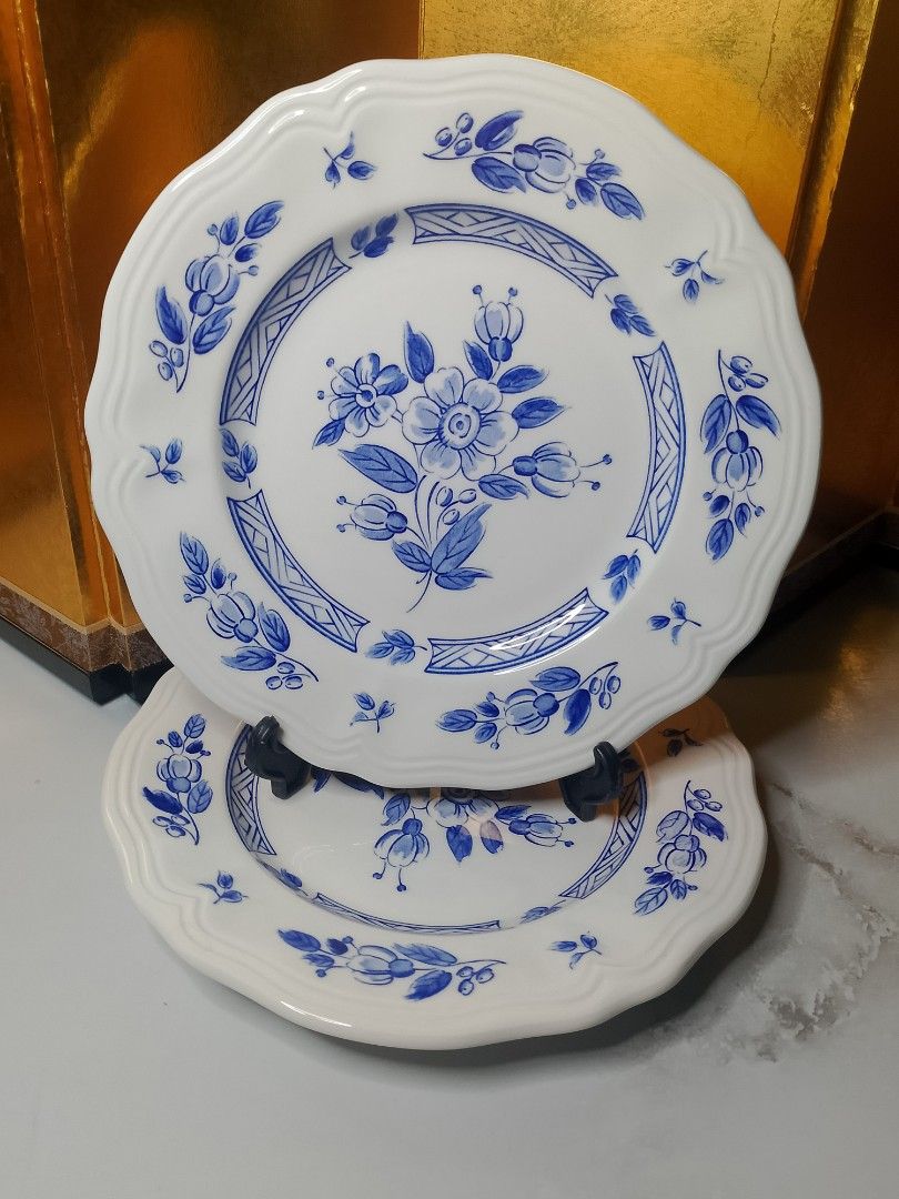 Nikko Double Phoenix Blue Floral Plate Set (Category: Dinnerware & Cutlery) located in Valenzuela. Submitted by buylaaaaa (Listing ID 1444935075, Image 1). Description: - Set of 2 Nikko Double Phoenix plates - Beautiful blue floral pattern on white ceramic - Elegant scalloped edges - Each plate measures approx. 19cm in diameter - Ideal for serving dishes or decorative display.
