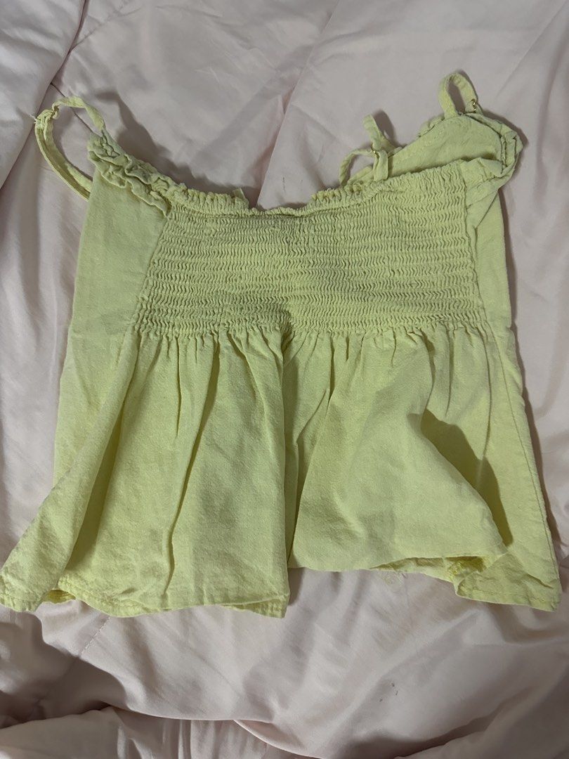 Nked Clothing sleeveless top (Category: Sleeveless) located in Manila. Submitted by ysavee (Listing ID 1444916274, Image 2). Description: - fits xs - medium - stretchy tags: zara h&m isa the label miu the label sopheme brandy melville hollister.