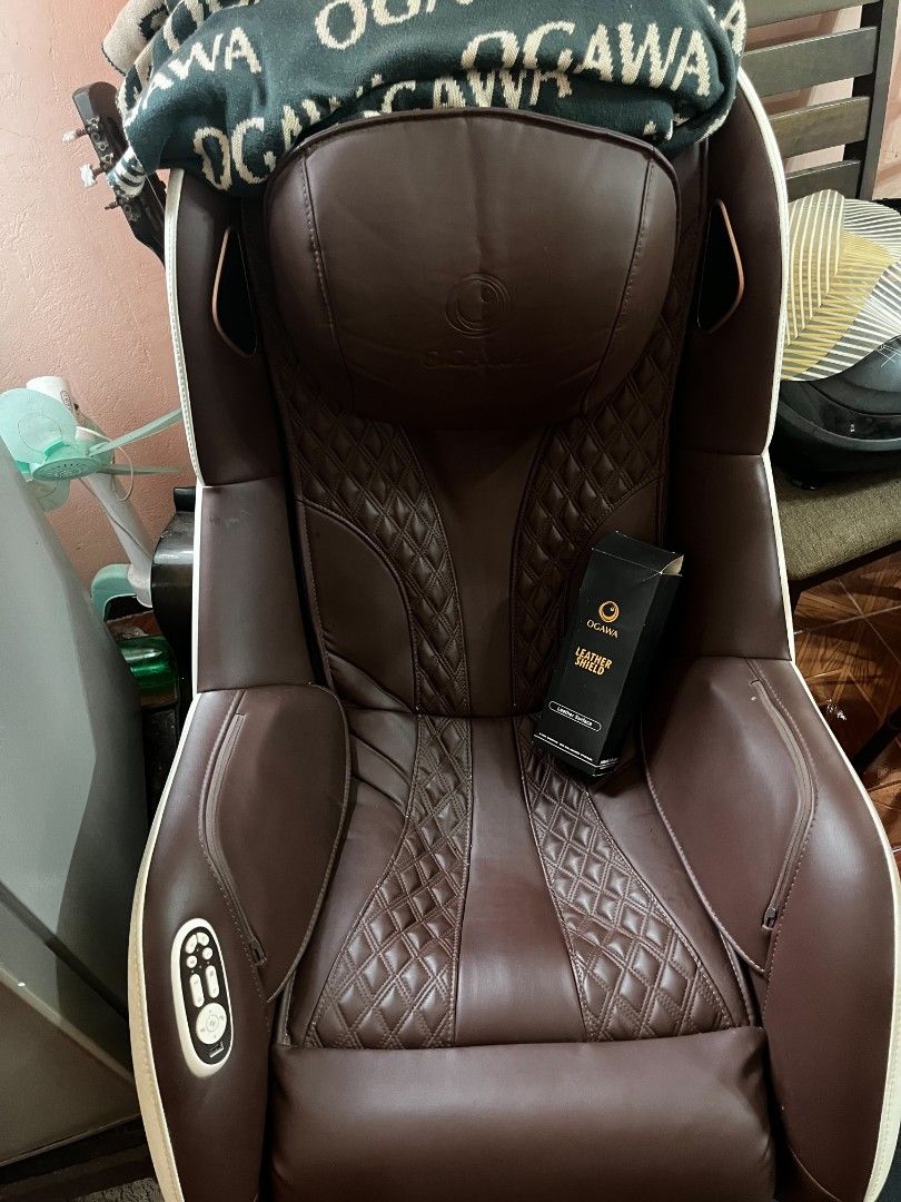 OGAWA Massage Chair - Brown Leather (Category: Massage Devices) located in Taguig. Submitted by sullestaroyce28 (Listing ID 1444886082, Image 2). Description: 💺 FOR SALE OGAWA MySofa Luxe Massage Chair Well-maintained and in excellent condition. ✅ Fully functional ✅ Smooth operation ✅ Clean and ready for use ✅ No issues, no repairs needed ✅ Very minimal signs of use (slight cosmetic wear on leather, barely noticeable) 💰 ₱ 65,000 (Negotiable) 📍