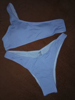 (Category: ) located in . Submitted by wearitbabe.hk (Listing ID 1445001623, Image 1). Description: .