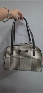 (Category: ) located in . Submitted by lfboutique (Listing ID 1444916131, Image 1). Description: .