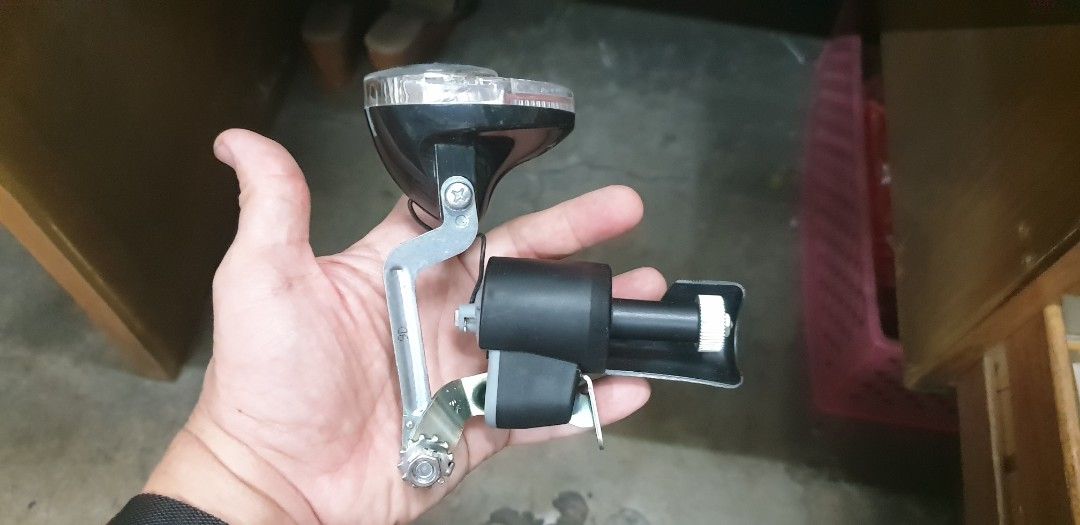 Panisonic Dynamo Led Light For Bicycle (Category: Bicycles) located in Manila. Submitted by zandre615 (Listing ID 1444928165, Image 1). Description: Panasonic Dynano led light for bicycle Brand new, good working condition Manila area.