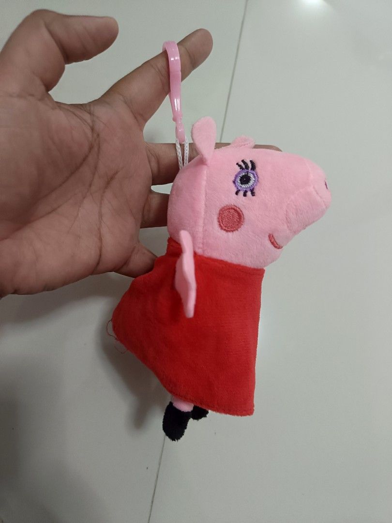 Peppa pig plush toy (Category: Plushies & Soft Toys) located in Caloocan City. Submitted by appleblossoms07 (Listing ID 1444959082, Image 2). Description: like new apps ST pouch 1.