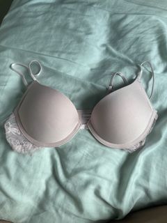 (Category: ) located in . Submitted by tams123340 (Listing ID 1444916712, Image 1). Description: .