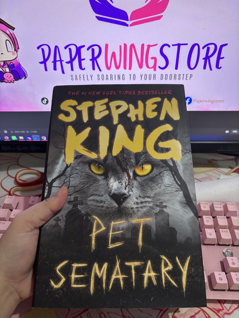 [HB] Pet Sematary by Stephen King HB (Category: Storybooks) located in Manila. Submitted by paperwingstore (Listing ID 1445039910, Image 1). Description: Pet Sematary by Stephen King 📌 ₱1000 • Hardcover • Remaindered copy • Genre: Horror / Supernatural Fiction ⸻ 📌 ORDERING GUIDELINES ✔️ Pay first policy — orders are processed after payment ✔️ Fill out the order form to reserve your copy for 24 hours & receive an invoice ❌ No order form = no res