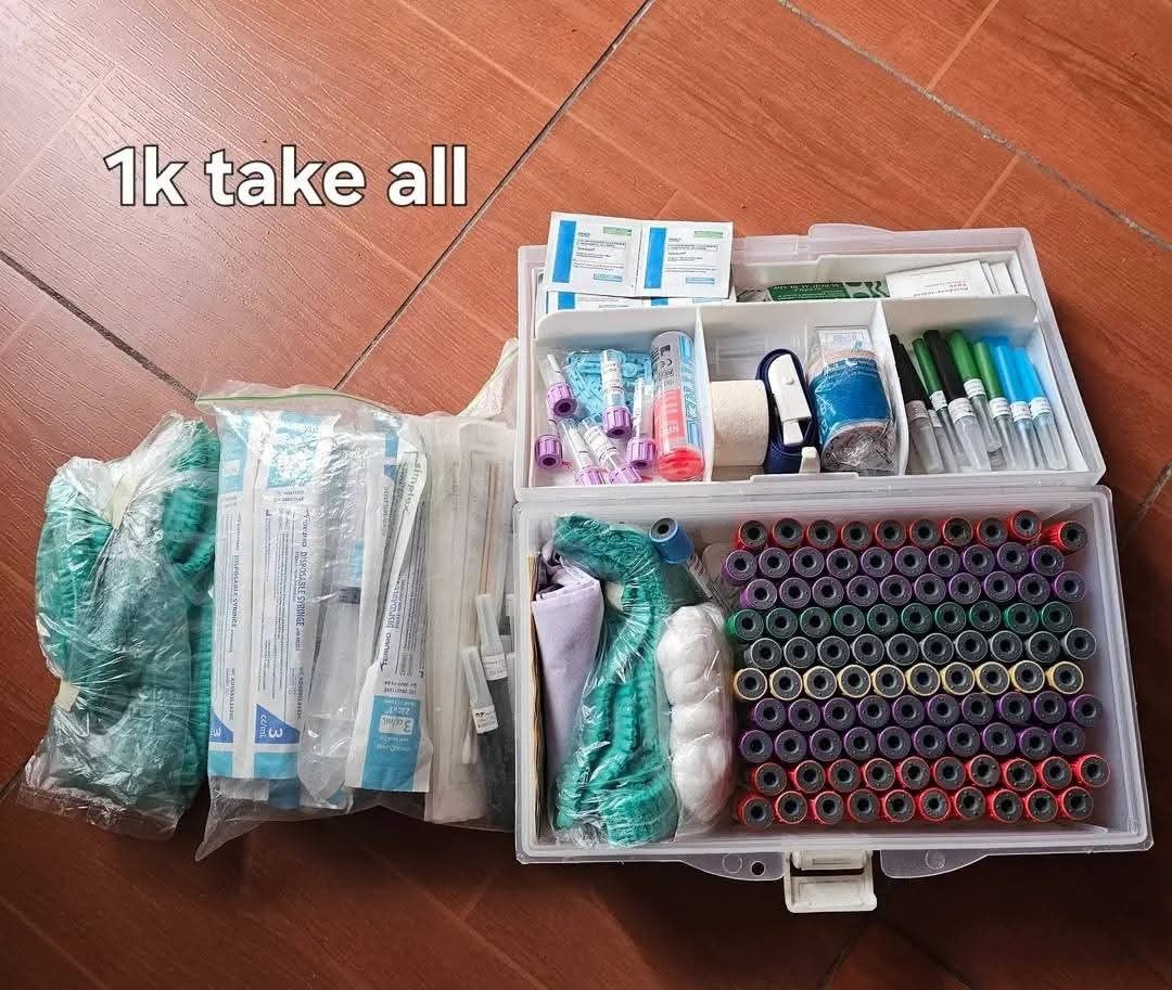 PHLEBOTOMY KIT (MEDTECH KIT) (Category: Health Monitors & Weighing Scales) located in General Trias. Submitted by relovedbyshika (Listing ID 1384887477, Image 1). Description: Decluttering stocks.