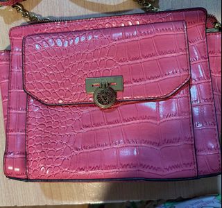 (Category: ) located in . Submitted by preloved_by_ea (Listing ID 1444888026, Image 1). Description: .