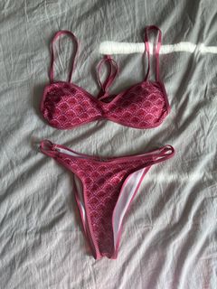 (Category: ) located in . Submitted by celaenaaa (Listing ID 1444934826, Image 1). Description: .