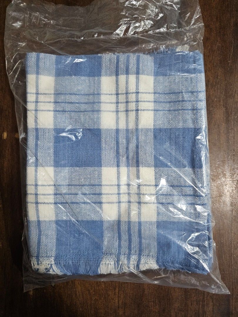 SALE❗️Plaid Placemat - 5 pcs (Category: Table Linen & Textiles) located in Quezon City. Submitted by senyoramaria (Listing ID 1444963133, Image 1). Description: Plaid Placemat 17 x 14 inches 5 pcs New, unused. But I needed to open the plastic to get the measurements. Php450❗️.