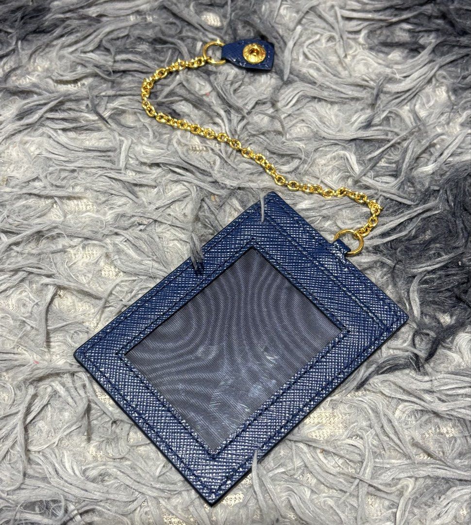 Prada Card Holder (Category: Luxury Bags & Wallets) located in Legazpi City. Submitted by thesource052 (Listing ID 1444917067, Image 2). Description: Prada Card holder Good as new 1500.