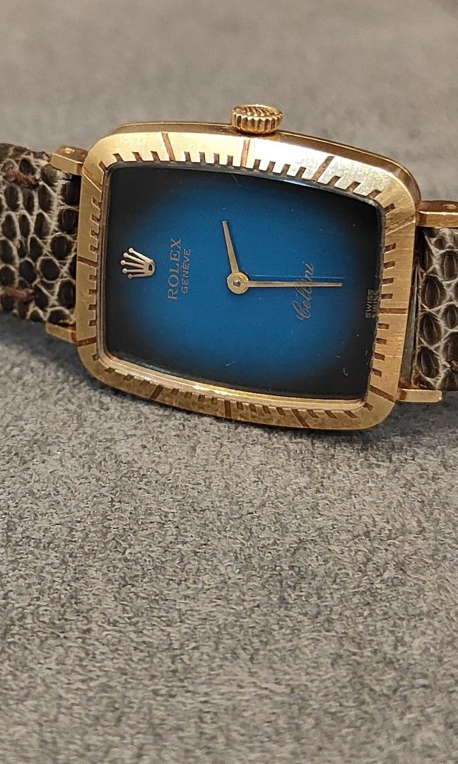Rolex Cellini (Category: Watches) located in Singapore. Submitted by mutemplarservicecentre (Listing ID 1444928362, Image 3). Description: The Rolex Cellini ladies manual-wind watch with a stunning blue dial. Ref. 4080 Watch only..