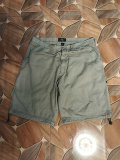 (Category: ) located in . Submitted by jayel_boutiq (Listing ID 1444941521, Image 1). Description: .