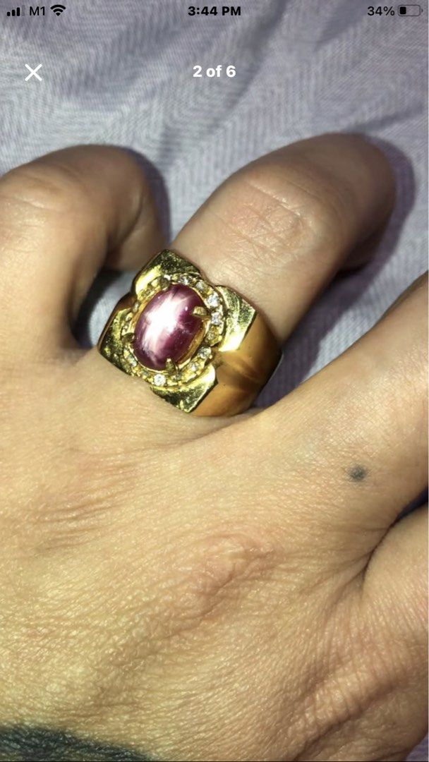 Ruby star ring (Category: Jewelry) located in Singapore. Submitted by lawrencelucifer81 (Listing ID 1444930064, Image 2). Description: .